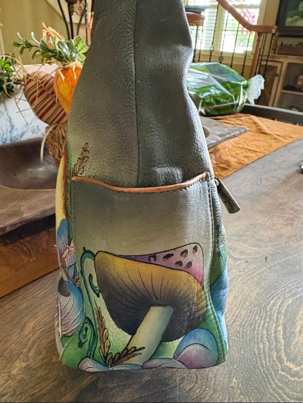 Anuschka Hand-Painted Cat Garden Shoulder Bag - Picture 5 of 16